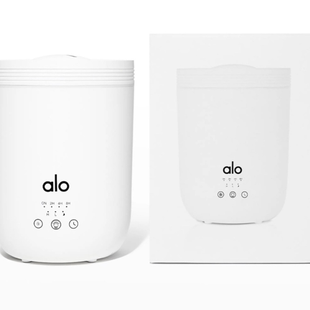 Alo Aura diffuser.